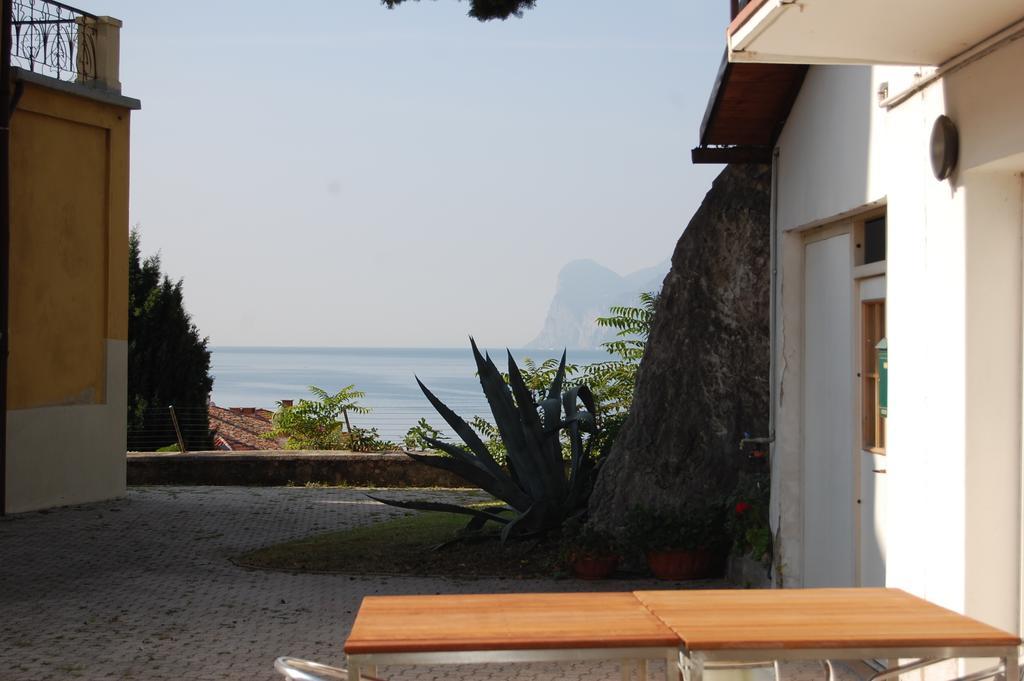 Apartments Suster Torbole Sul Garda Exterior photo